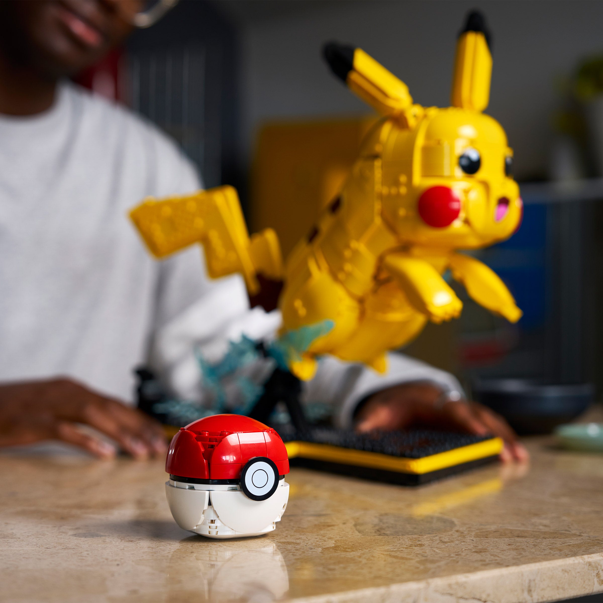 LEGO Pokemon Eevee & Pikachu and Poke Ball Bundle